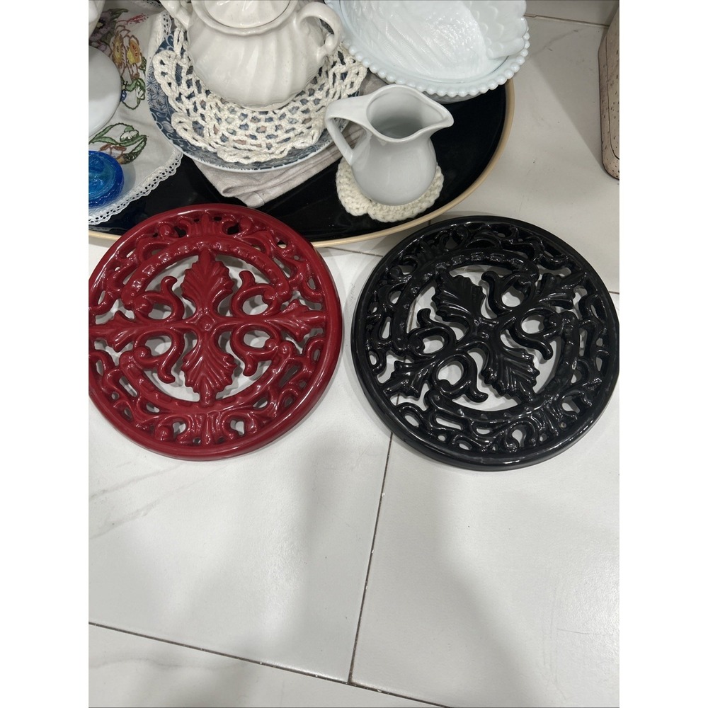 Red Set Black Enamel Cast Iron Trivet Round 7.75 " Ornate Openwork Design Heavy